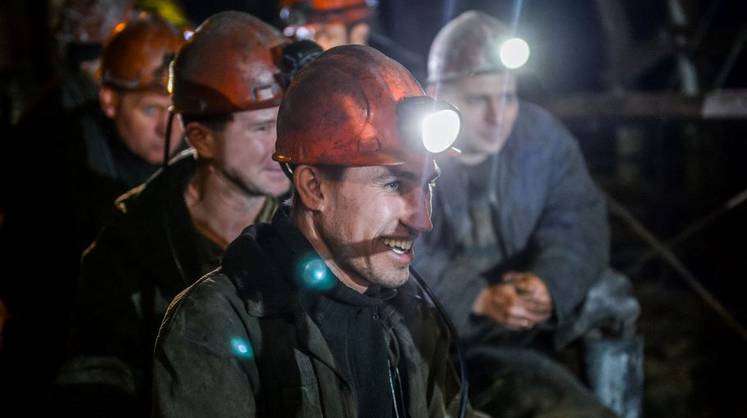 Путин, Мишустин и Володин пожелали шахтерам здоровья и благополучия