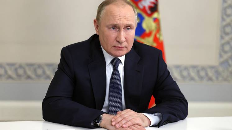 Владимир Путин: БРИКС прорабатывает вопрос создания международной резервной валюты