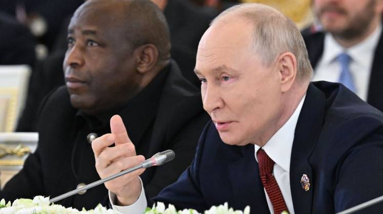 Владимир Путин отметил интерес компаний РФ к переносу производств в Африку