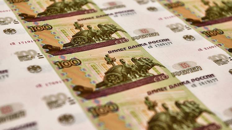 Эксперт рассказала, что угрожает рублю осенью