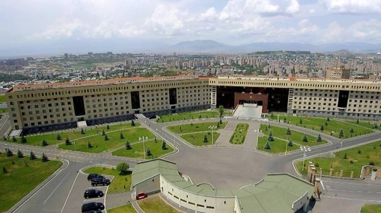 Ереван сообщил о возобновлении боев на армяно-азербайджанской границе