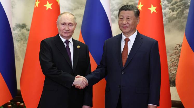 России и Китай продолжат укреплять взаимодействие в военной области и обеспечат бесперебойное прохождение платежей