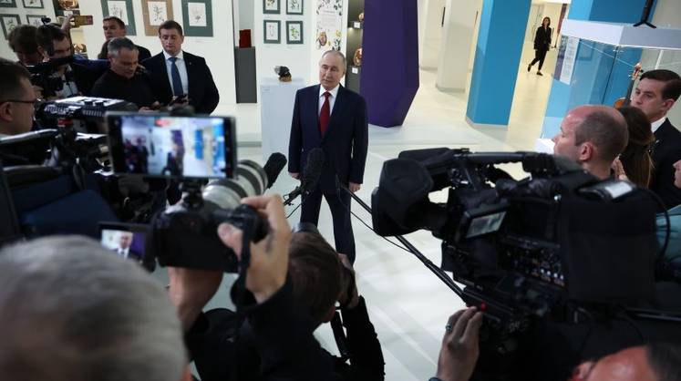Путин и Трамп договорились о работе над мирным договором