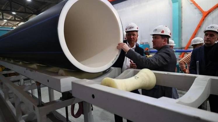 Трубопроводы горячей воды для Урала и Сибири — теперь из российского полиэтилена